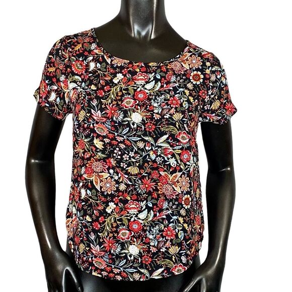 Simply Styled Short Sleeve Floral Blouse Womens Size Small Petite Scoop Neck - Picture 1 of 6